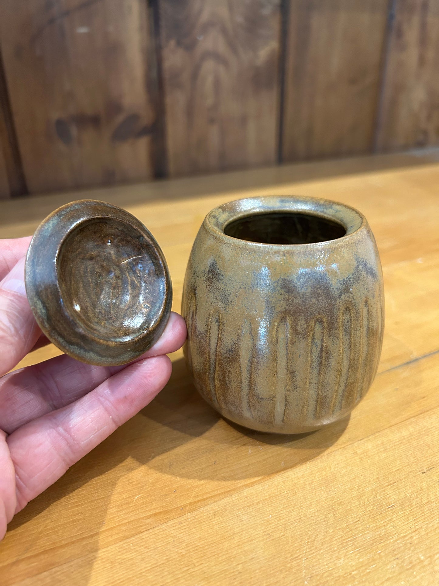 Lidded Jar - Brown/Amber